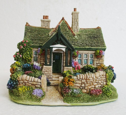 Lilliput lane the bobbins - lane,